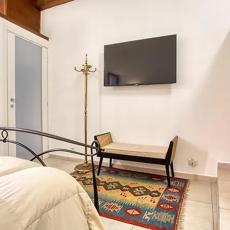 Apartment Lg - Boutique And - *